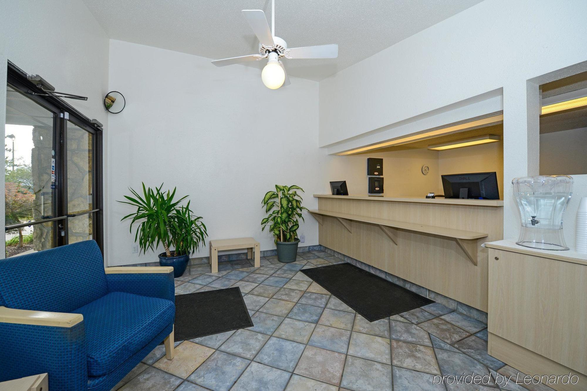 Americas Best Value Inn & Suites Джексон Екстер'єр фото