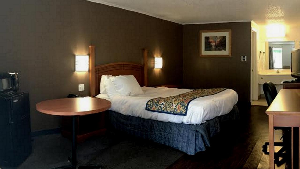 Americas Best Value Inn & Suites Джексон Екстер'єр фото