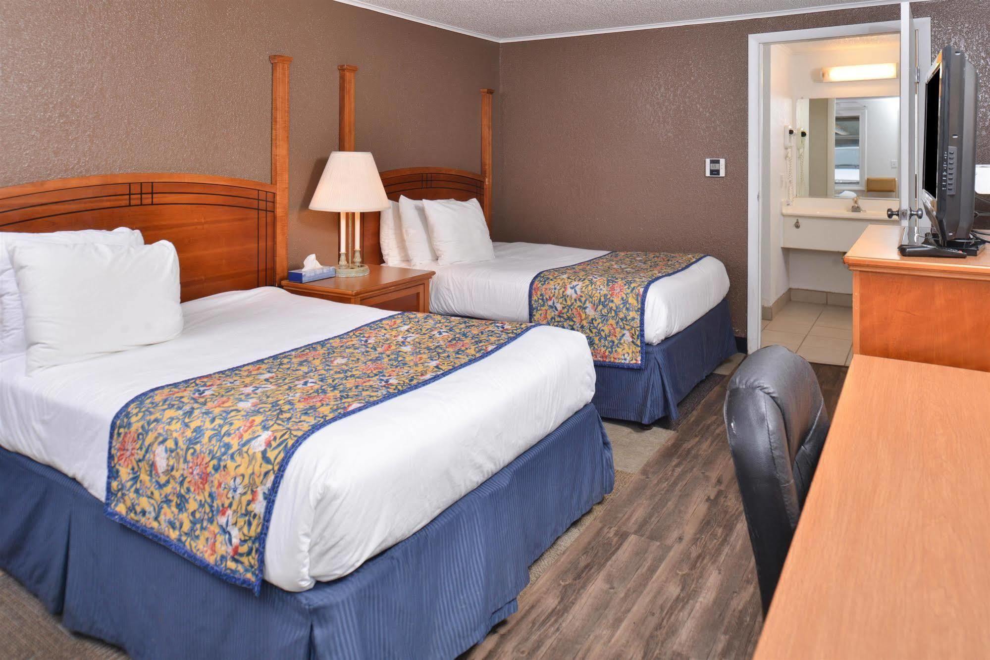 Americas Best Value Inn & Suites Джексон Екстер'єр фото
