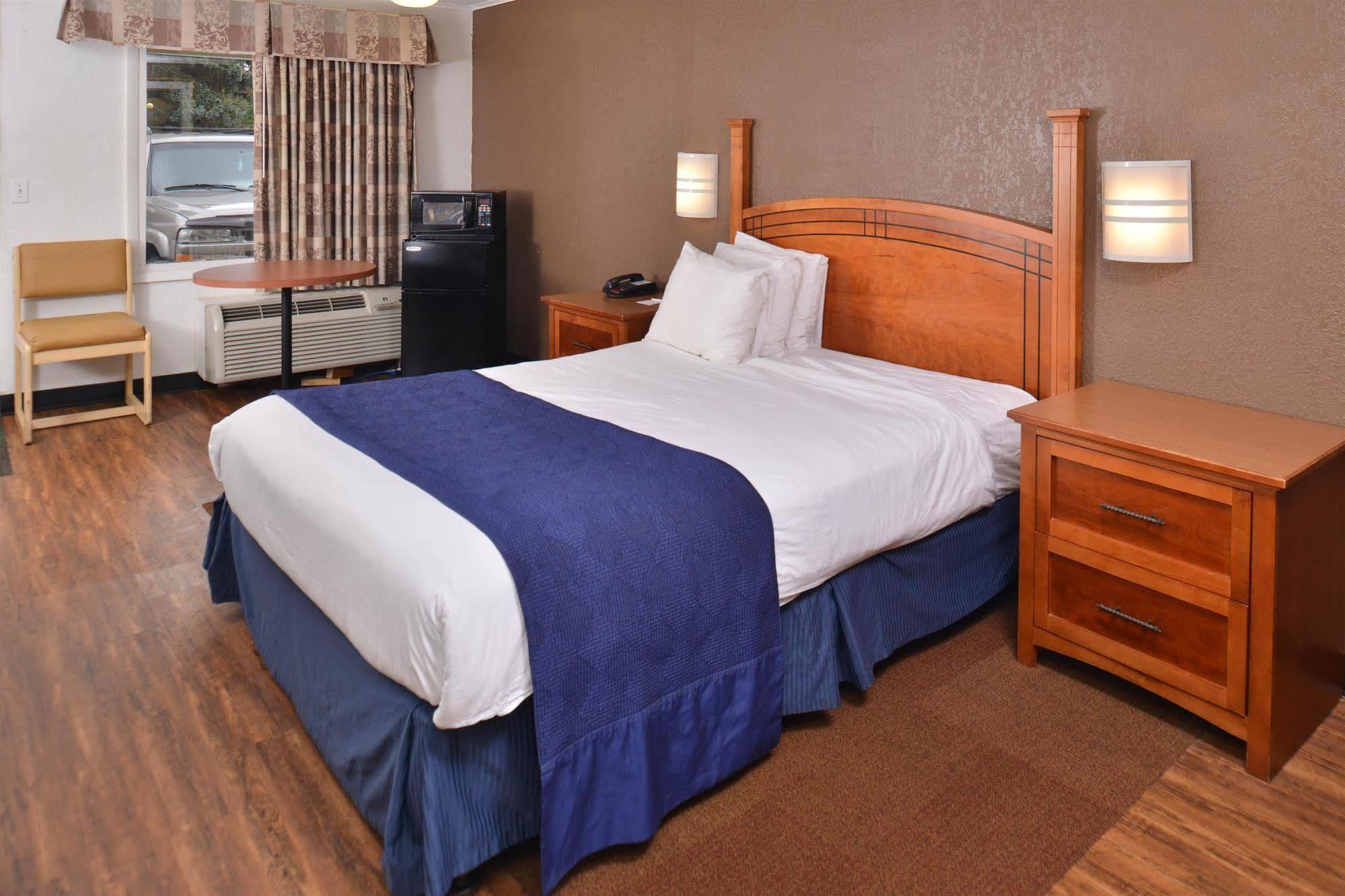 Americas Best Value Inn & Suites Джексон Екстер'єр фото