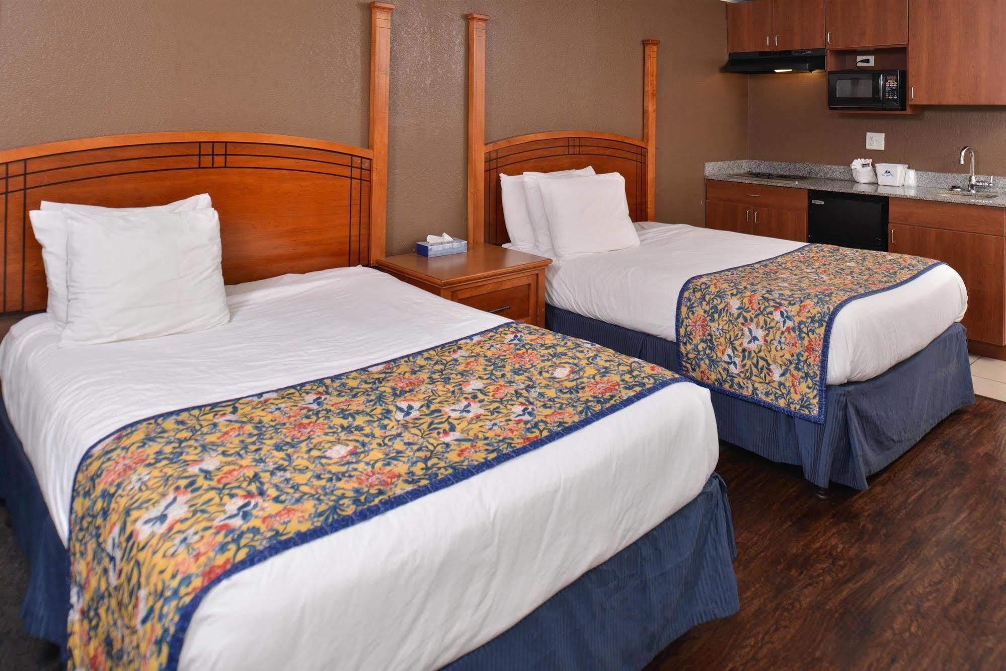Americas Best Value Inn & Suites Джексон Екстер'єр фото